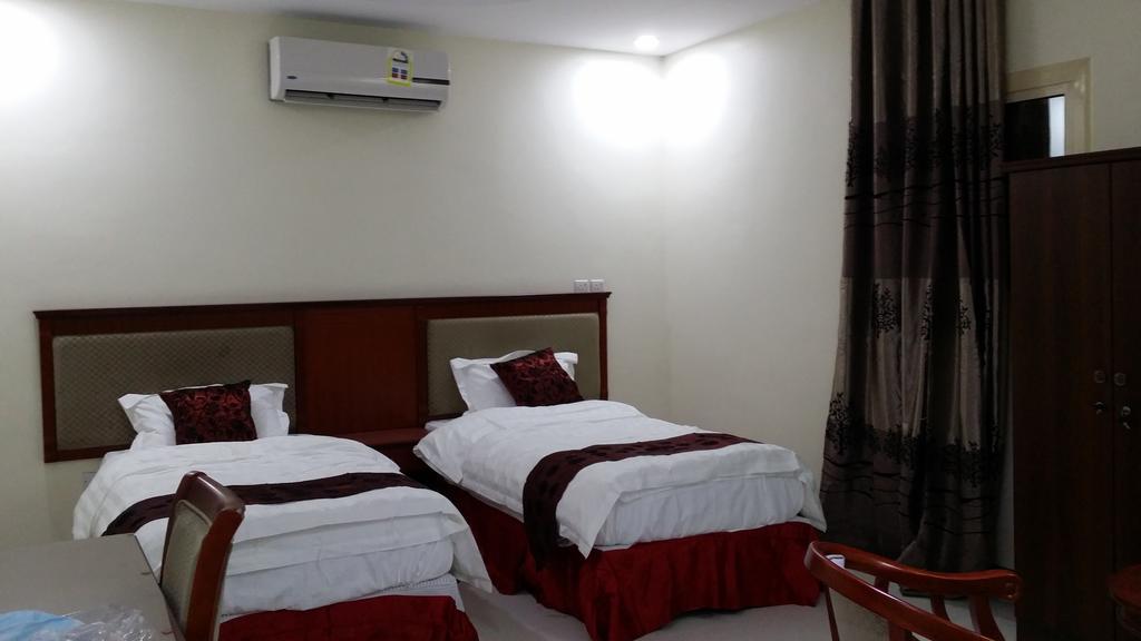 Hana Yanbu Hotel Apartments Esterno foto