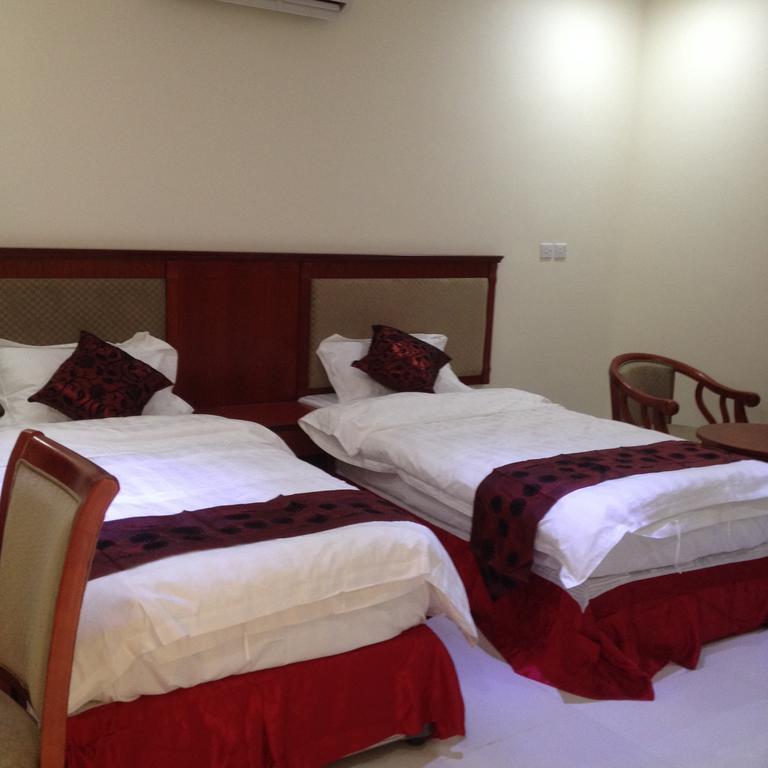 Hana Yanbu Hotel Apartments Esterno foto